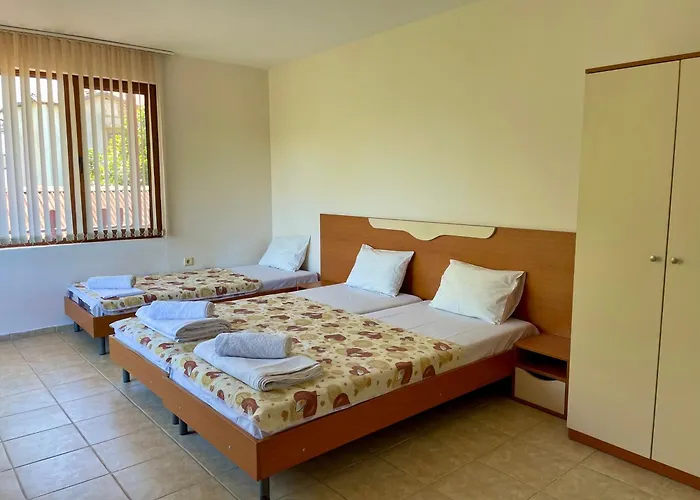 Гостевой дом чайка 3*